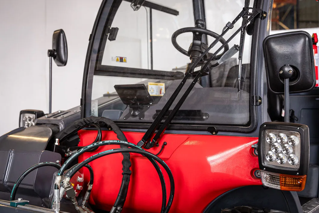 Sáez Motion – Manipulador Telescópico SM 144MT Sáez Motion - Manipulador Telescópico SM 144MT