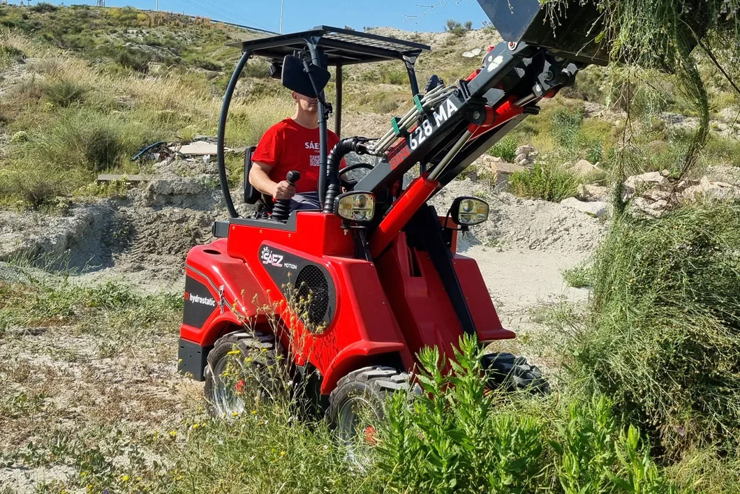 Sáez Motion – Minicargadora Articulada SM 628MA Sáez Motion - Minicargadora Articulada SM 628MA