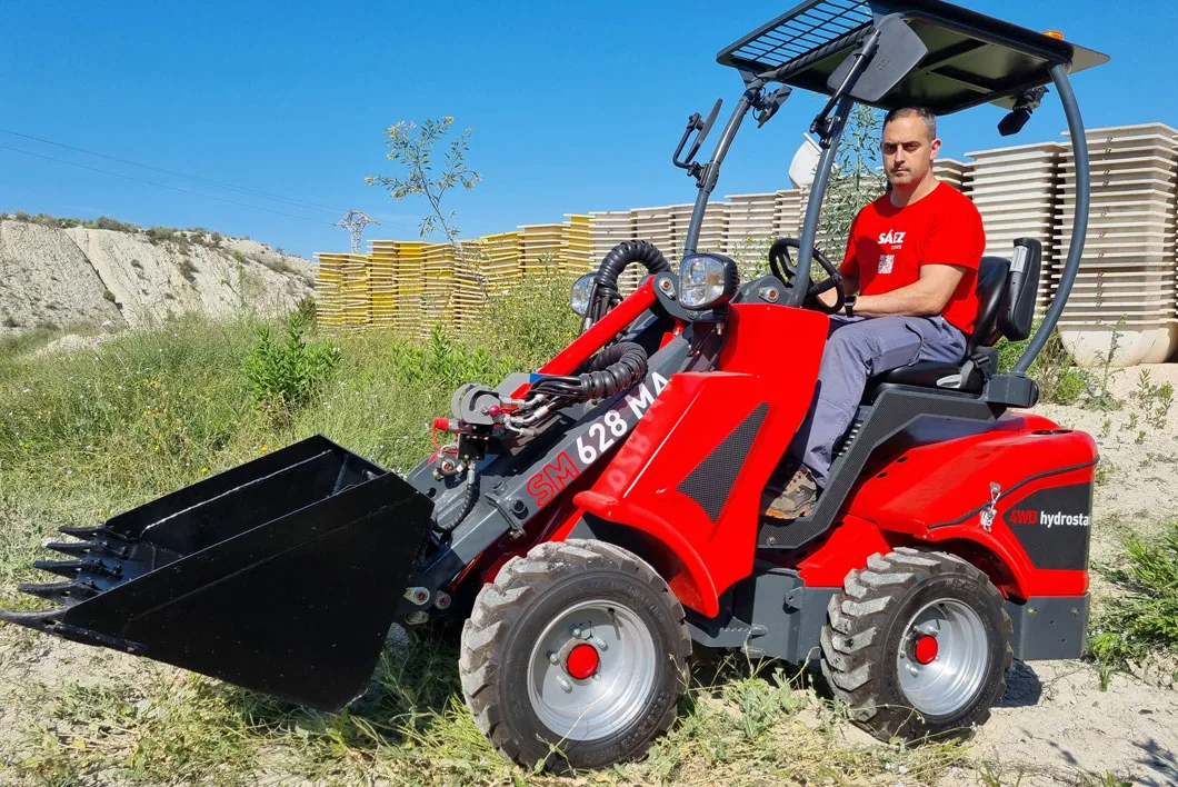 Sáez Motion – Minicargadora Articulada SM 628MA Sáez Motion - Minicargadora Articulada SM 628MA