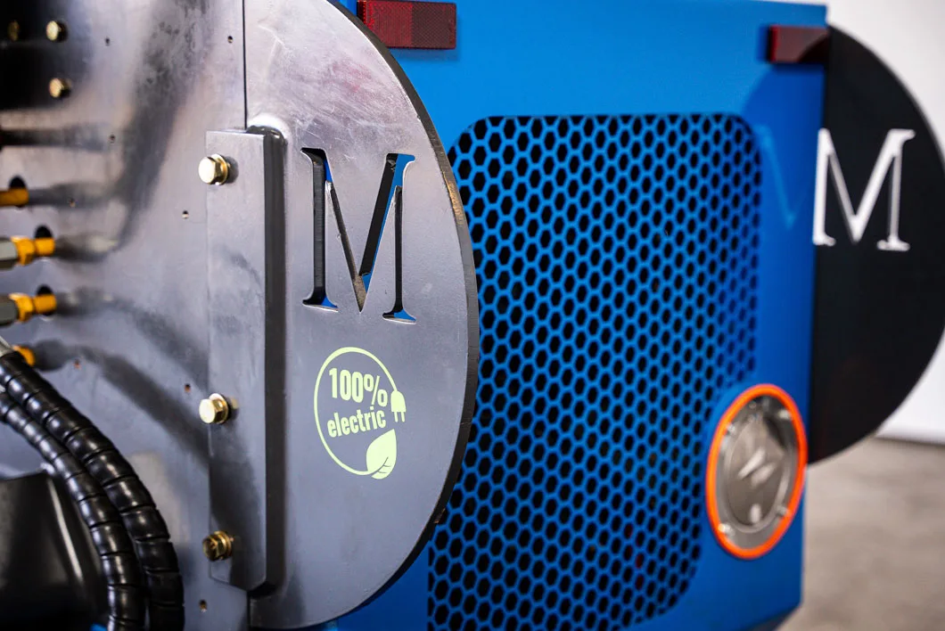 Sáez Motion – Cargadora Compacta SME 38VC Sáez Motion - Cargadora Compacta SME 38VC