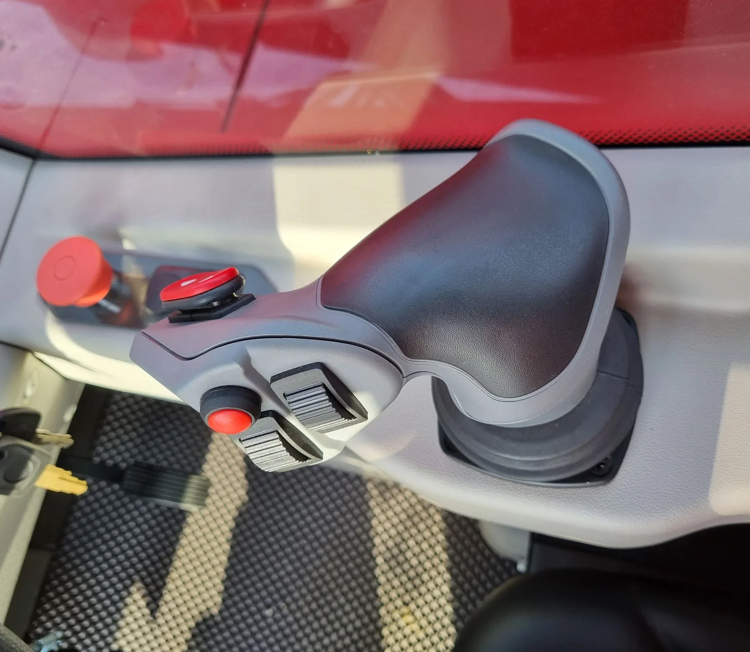 Sáez Motion - Equipo Humano